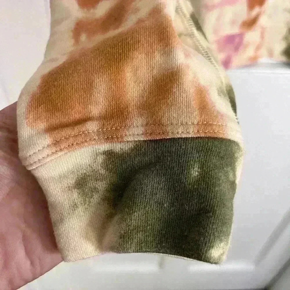 Sanoma Tie Dye Sweatshirt Size Medium - Picture 6 of 9